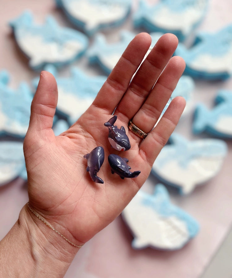 Shark Bath Bomb With Surprise Toy!