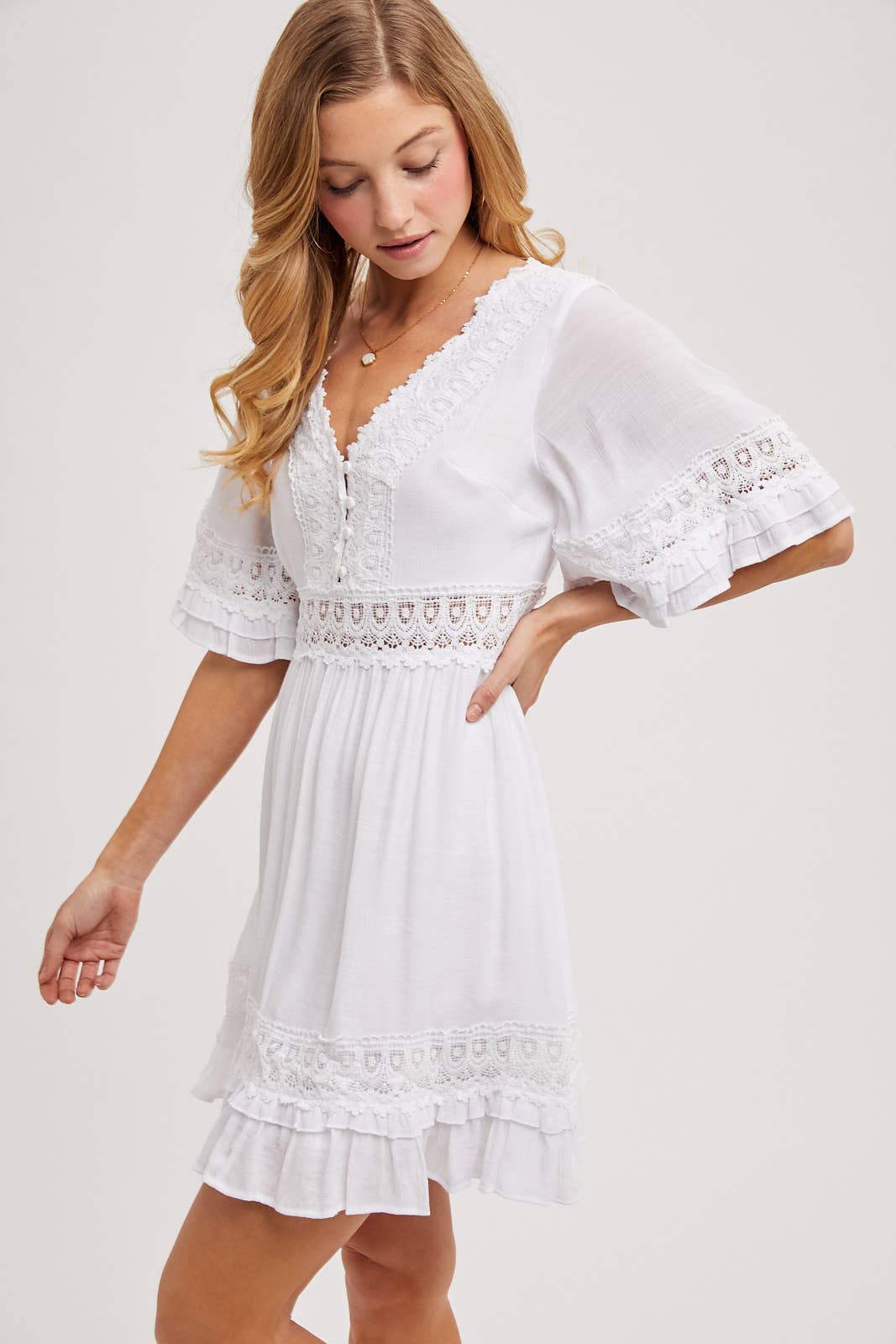V-NECK LACE DRESS OPEN BACK - EASTER DAY