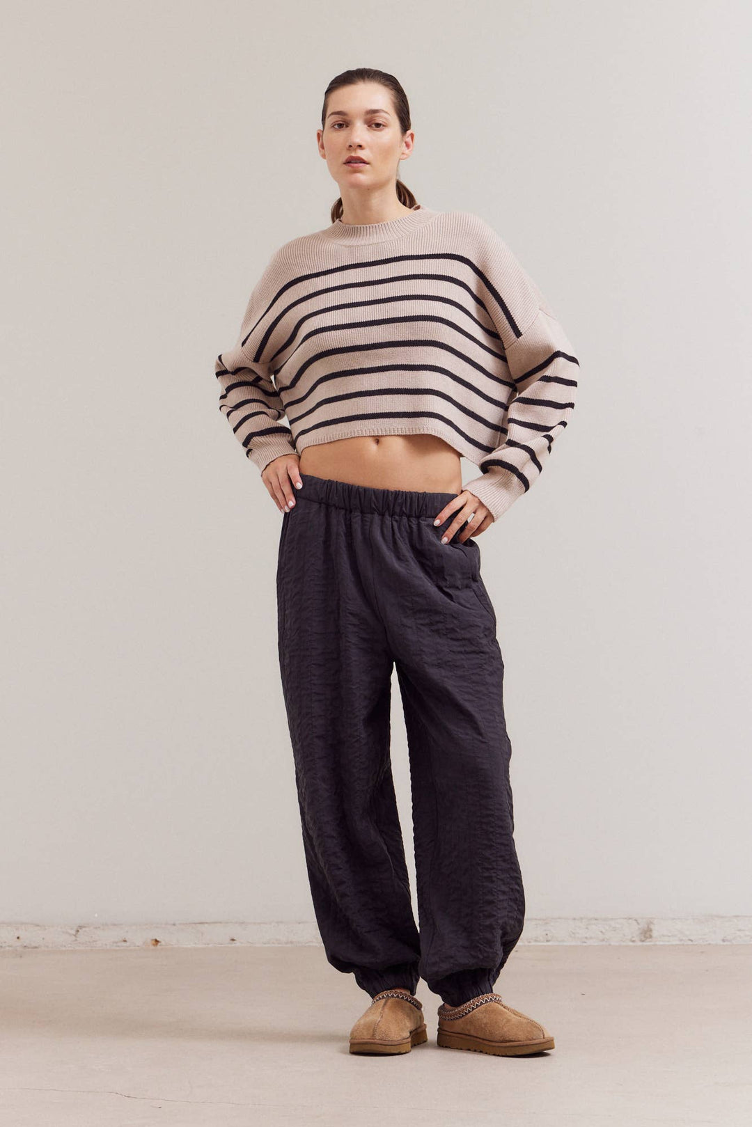 41750 - STRIPE SWEATER CROP TOP