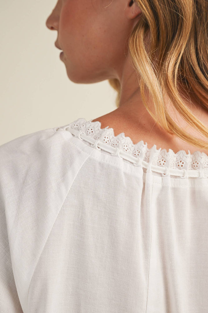 EYELET TRIM NECK PUFF SLEEVE TOP