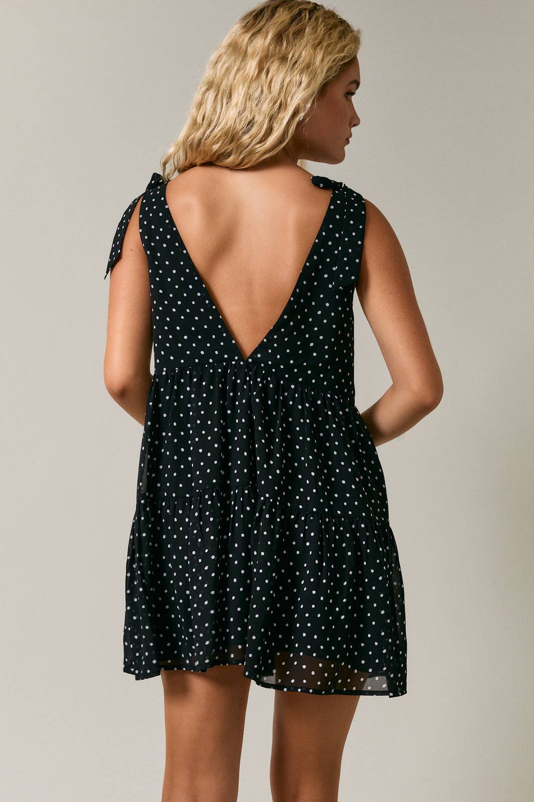 SLEEVELESS TIE SHOULDER STRAP TIERED POLKA DOT MINI DRESS