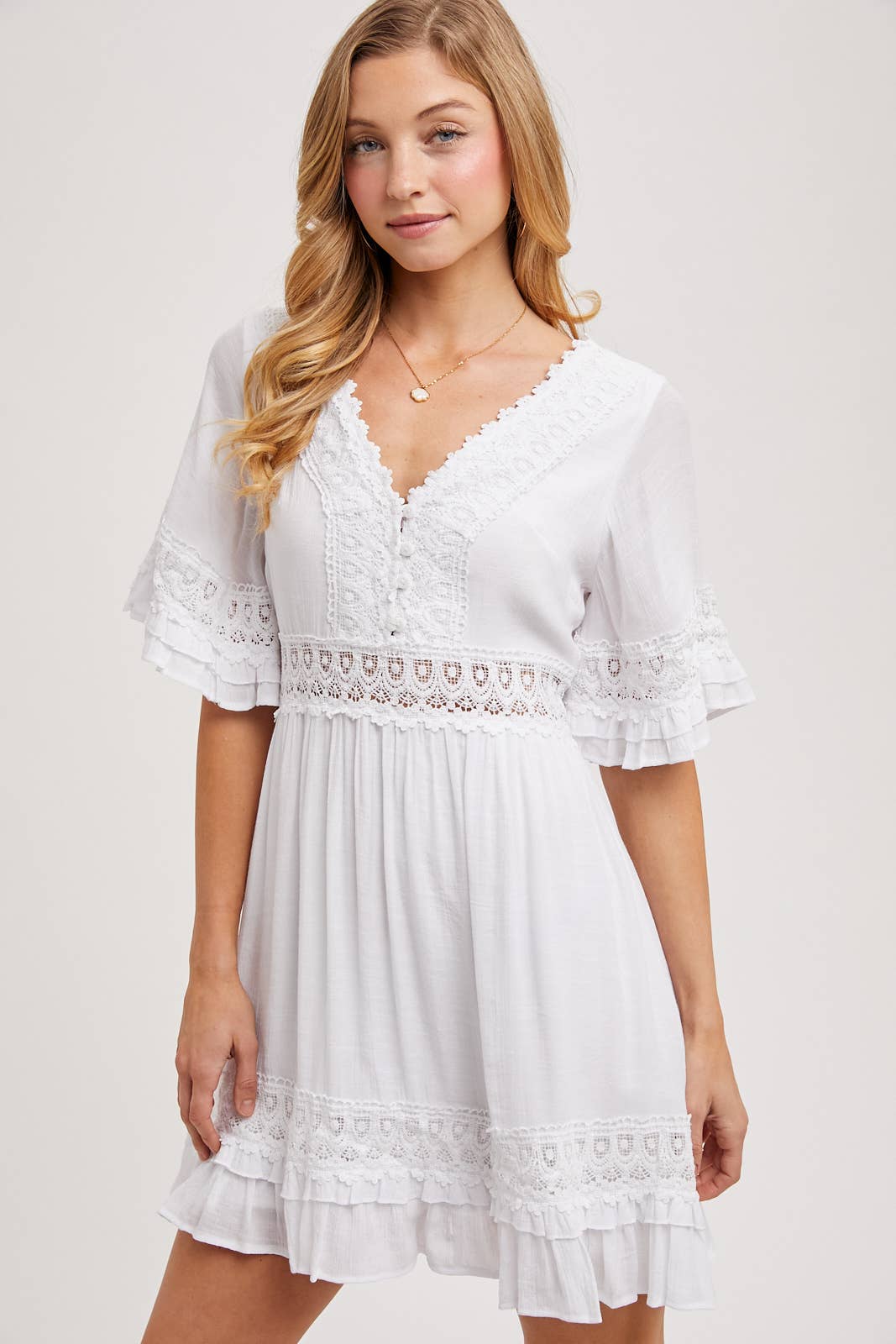 V-NECK LACE DRESS OPEN BACK - EASTER DAY