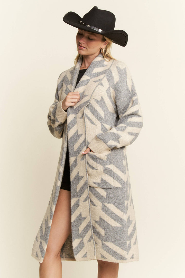 PLUS SIZE GIANT HOUNDSTOOTH PRINT CARDIGAN