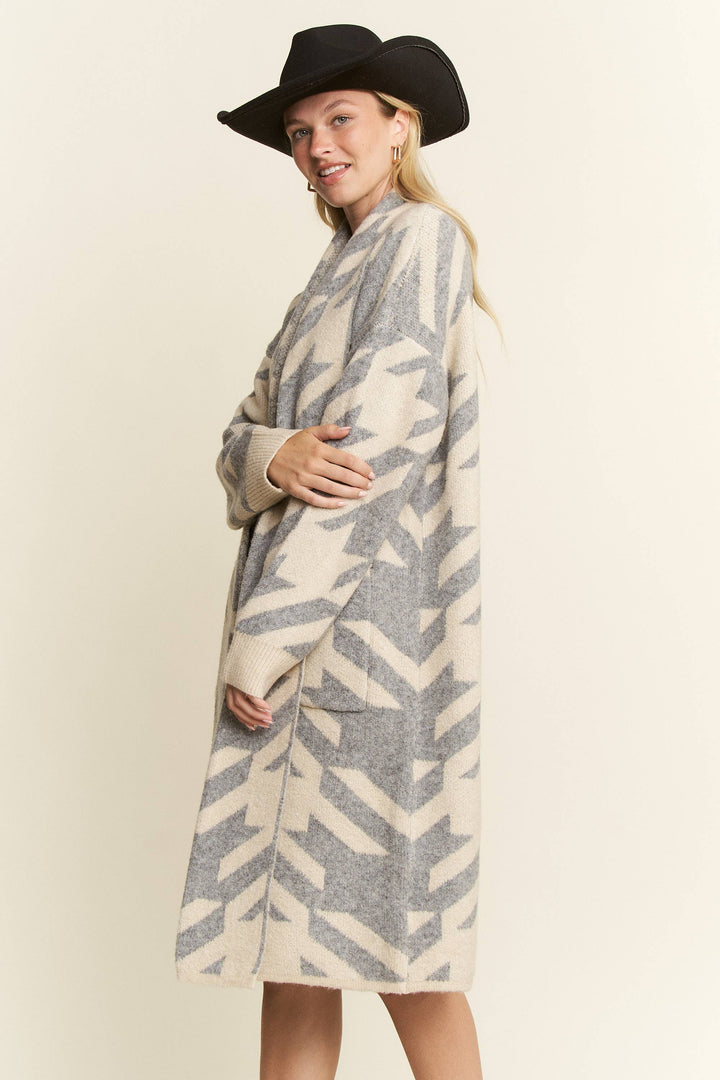 PLUS SIZE GIANT HOUNDSTOOTH PRINT CARDIGAN