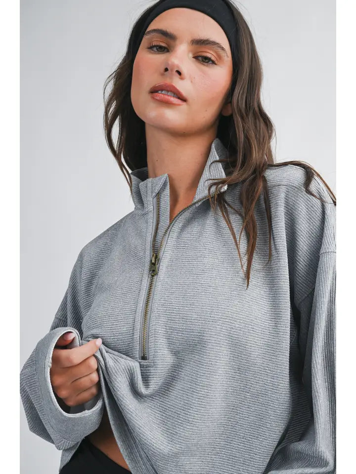 Ribbed Half Zip Cropped Pullover
