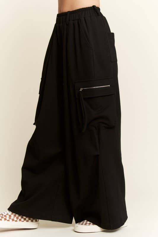 PLUS SIZE SOLID WIDE LEG CARGO PANTS