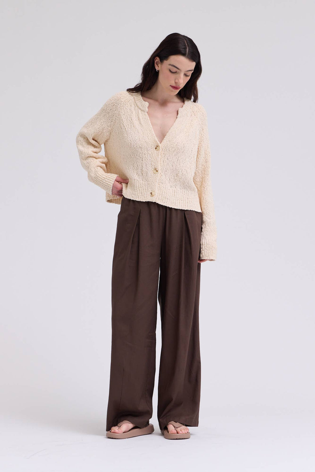 80476TY - TEXTURED VNECK CARDIGAN