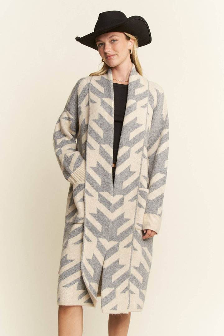 PLUS SIZE GIANT HOUNDSTOOTH PRINT CARDIGAN