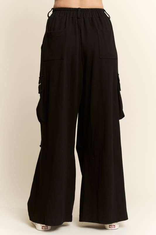 PLUS SIZE SOLID WIDE LEG CARGO PANTS