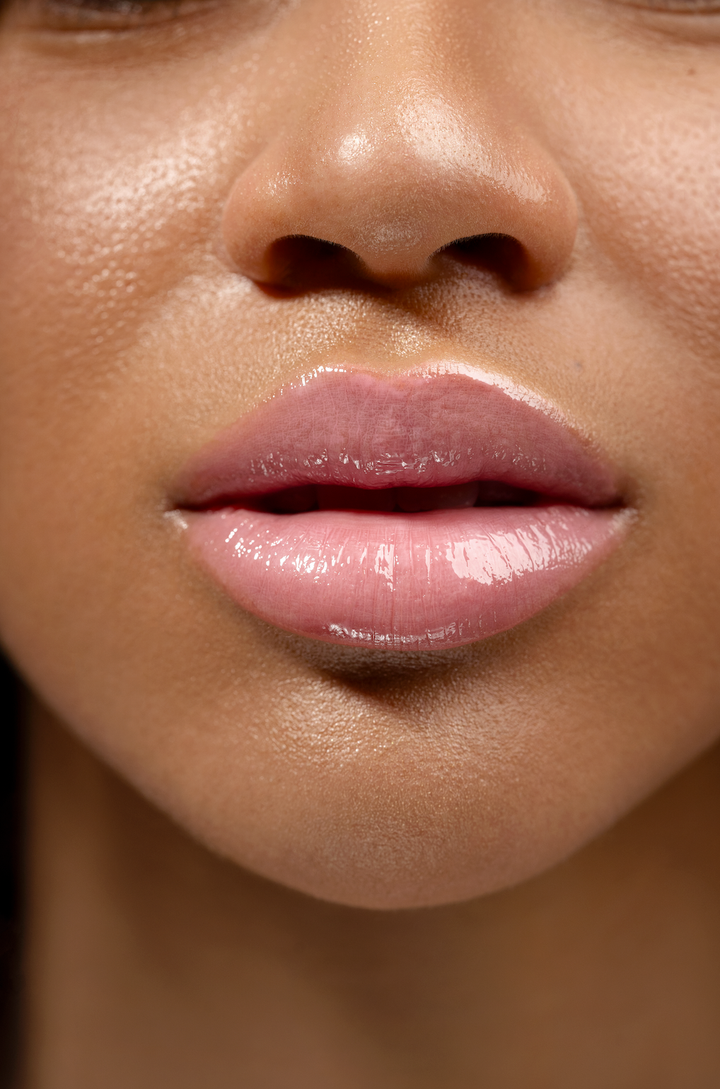 Glazy Lips - Strawberry Mochi  **NEW**