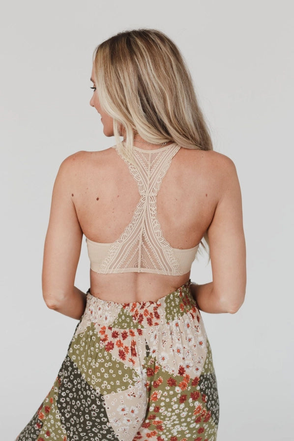 Evermore Seamless Lace Racerback Bralette – Beige