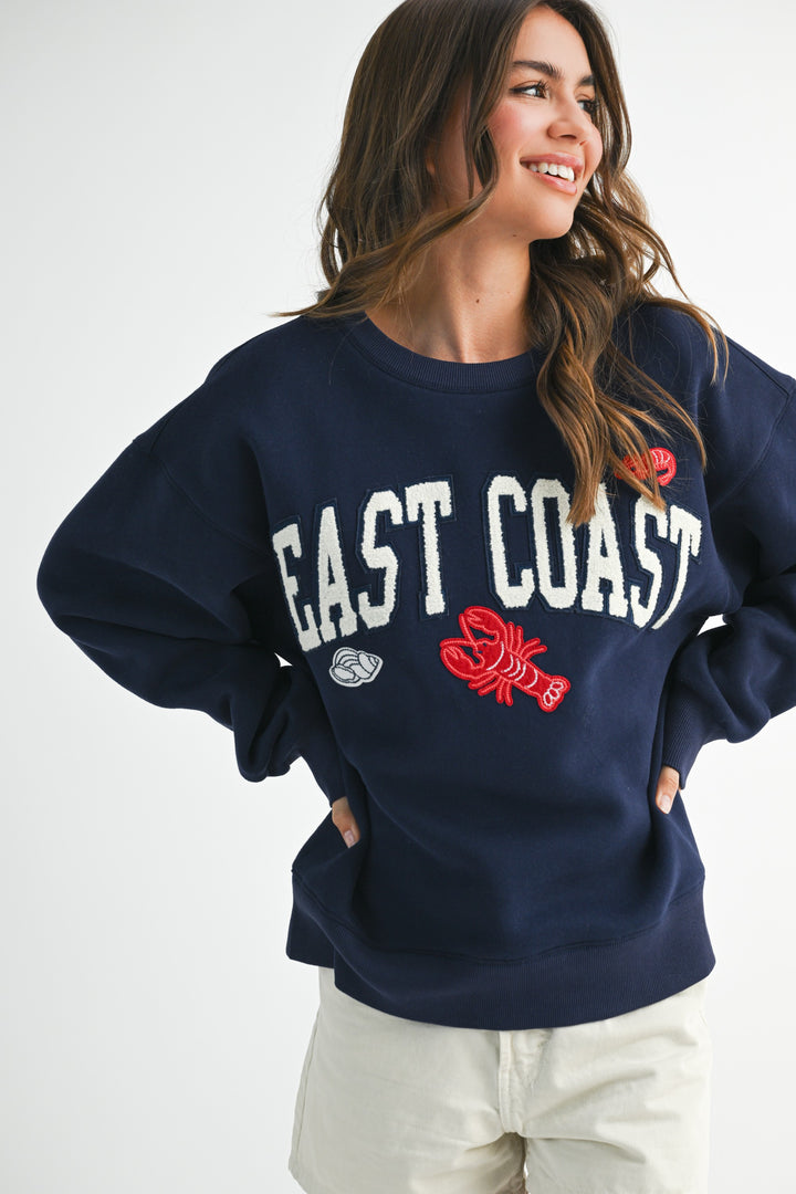 Modern Vintage Graphic Fleece Pullover