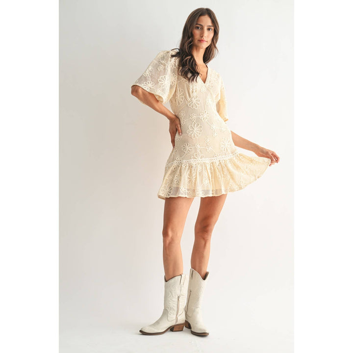 ELEGANT FLORAL LACE MINI DRESS