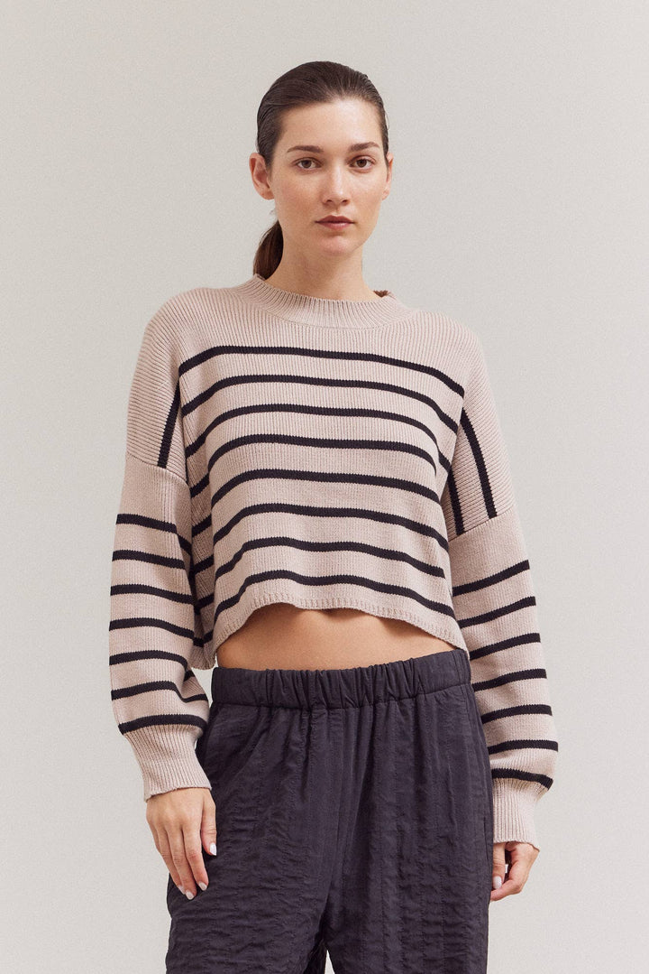 41750 - STRIPE SWEATER CROP TOP