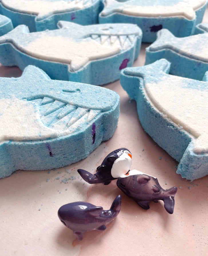 Shark Bath Bomb With Surprise Toy!