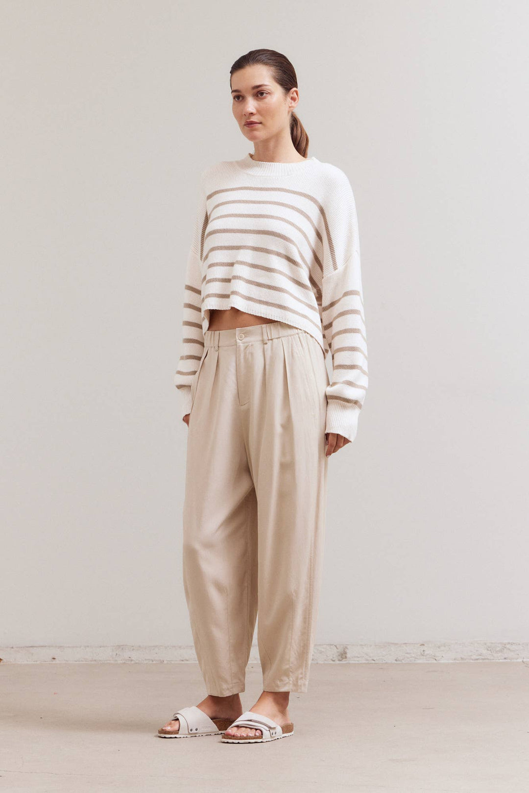 41750 - STRIPE SWEATER CROP TOP