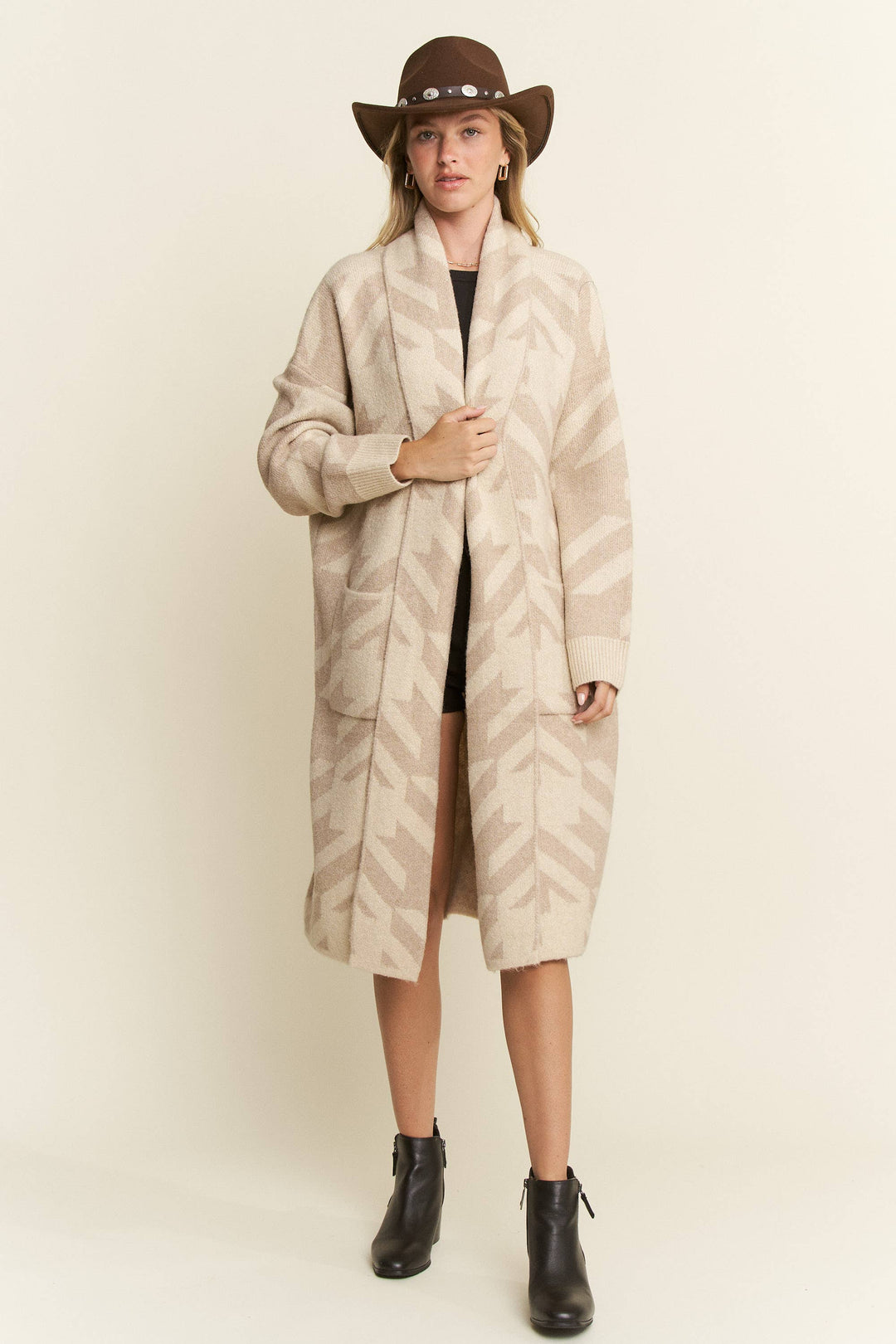 PLUS SIZE GIANT HOUNDSTOOTH PRINT CARDIGAN