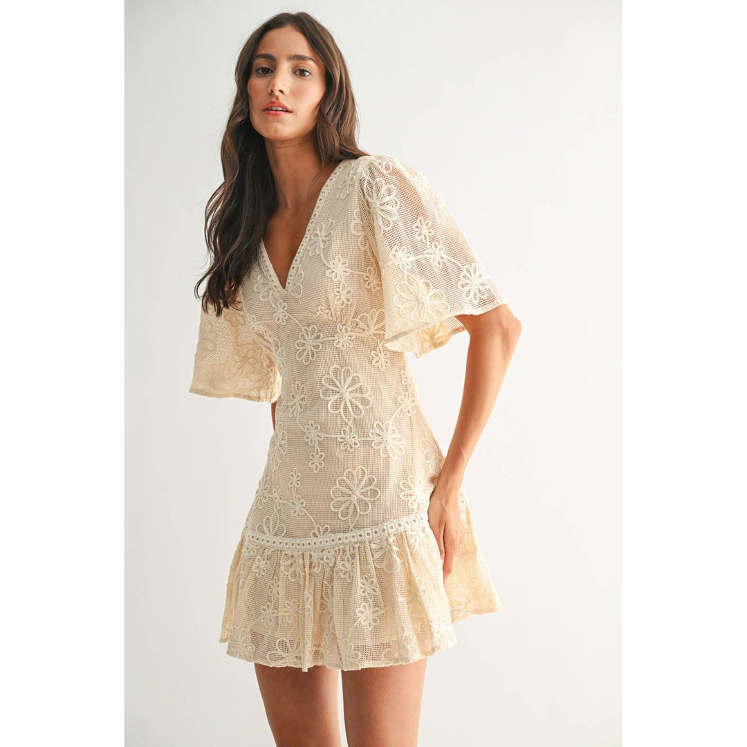 ELEGANT FLORAL LACE MINI DRESS