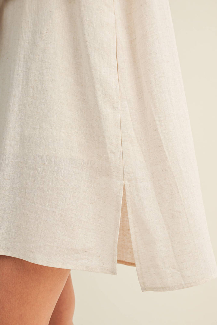 SLEEVELESS SHIFT DRESS