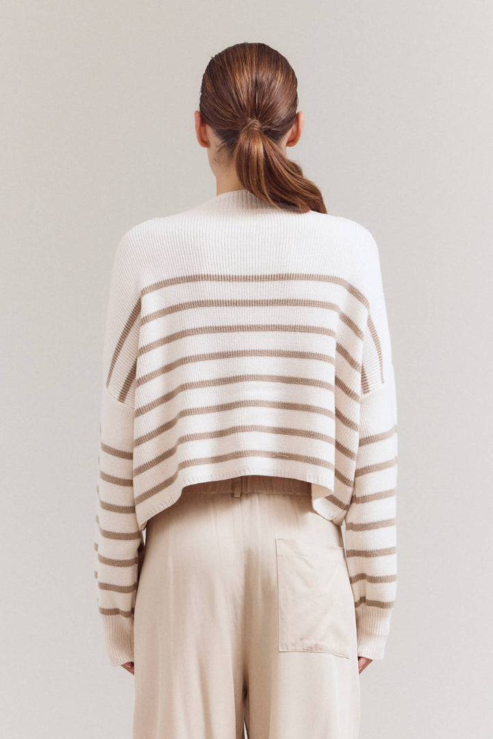 41750 - STRIPE SWEATER CROP TOP