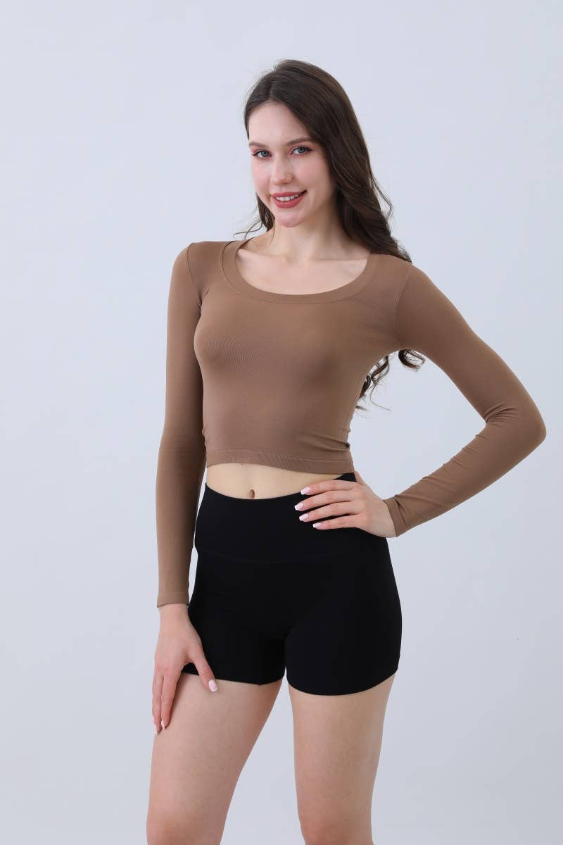 Second-Skin Long Sleeve Crop Top – Seamless & Breathable: Wine