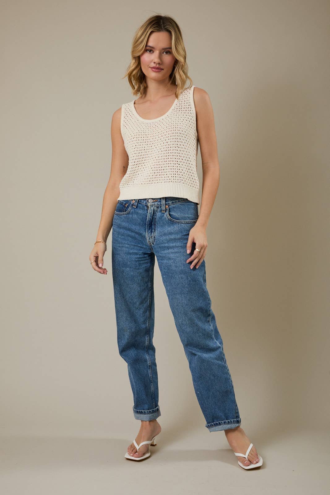 SLEEVELESS U-NECK OPEN KNIT CROCHET TANK