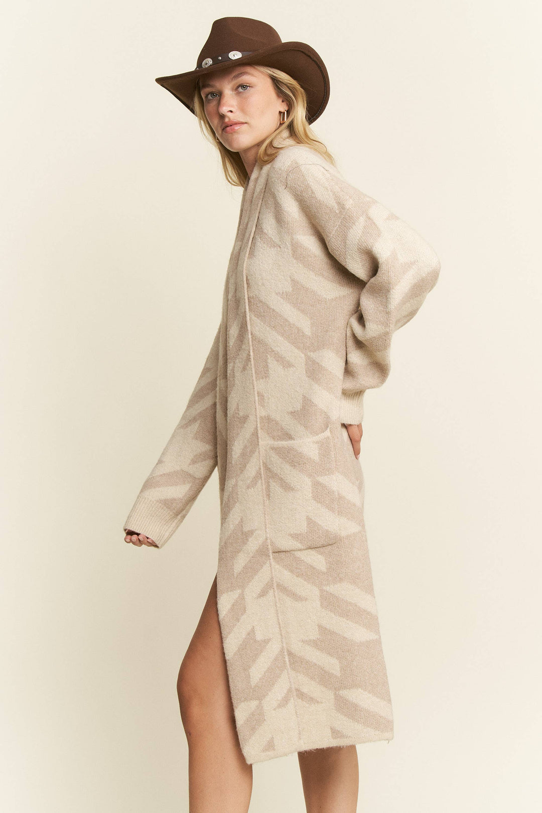 PLUS SIZE GIANT HOUNDSTOOTH PRINT CARDIGAN