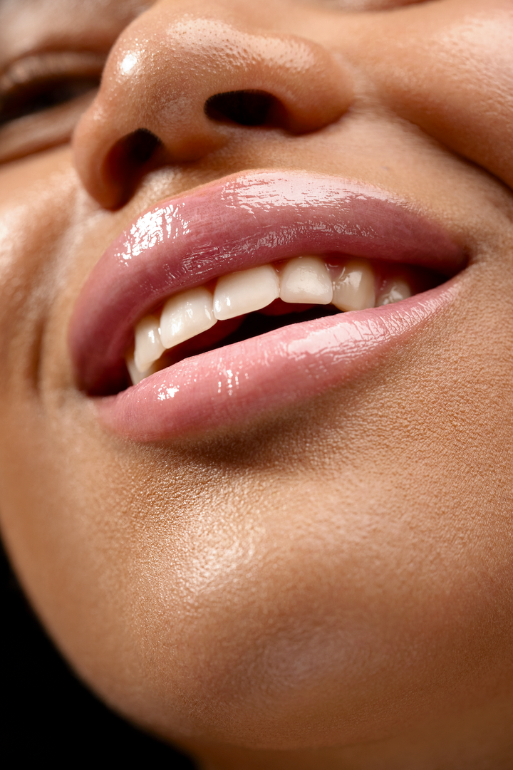 Glazy Lips - Strawberry Mochi  **NEW**